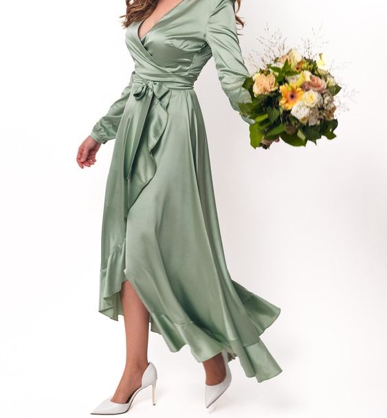 what color shoes to wear with sage green dress